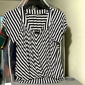 Spense Women’s Black and a white striped Top